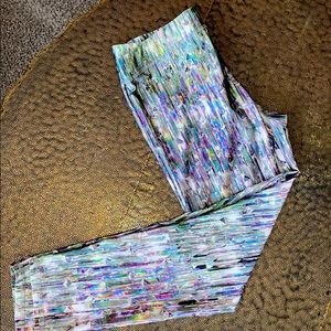 Terez cropped leggings! Size Small! Cutest print!